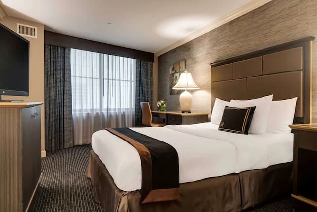 The Whitehall Hotel, BW Premier Collection-标准房, 1 张大床, 无烟房-1