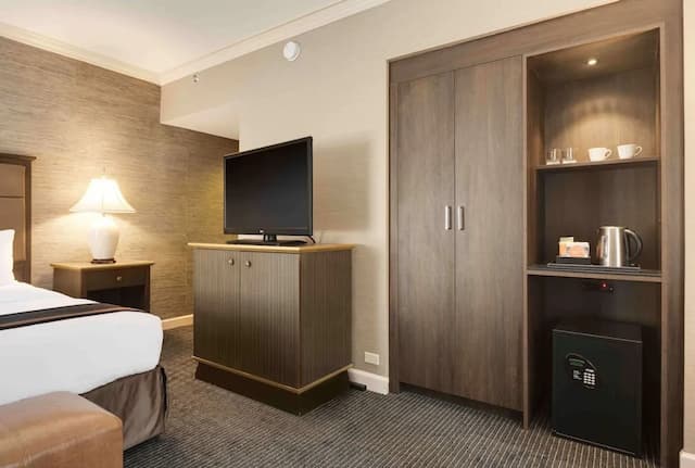 The Whitehall Hotel, BW Premier Collection-套房, 1 张特大床, 无烟房 (Four Poster Bed;with Sofabed)-3