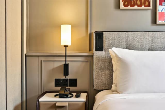 래디슨 블루 호텔, 런던 본드 스트리트-Superior King Room (Newly Refurbished)-2