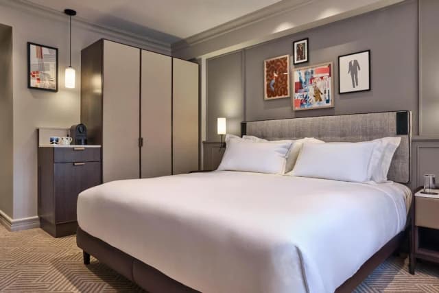 래디슨 블루 호텔, 런던 본드 스트리트-Superior King Room (Newly Refurbished)-4