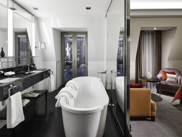 Sofitel Frankfurt Opera-Suite, 1 King Bed, City View (Opera)-5
