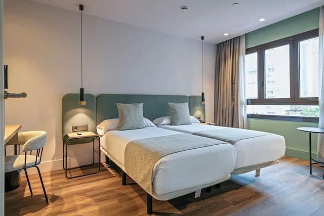 ホテル ヴィア アウグスタ-スーペリア ツインルーム シングルベッド 2 台 シティビュー-1