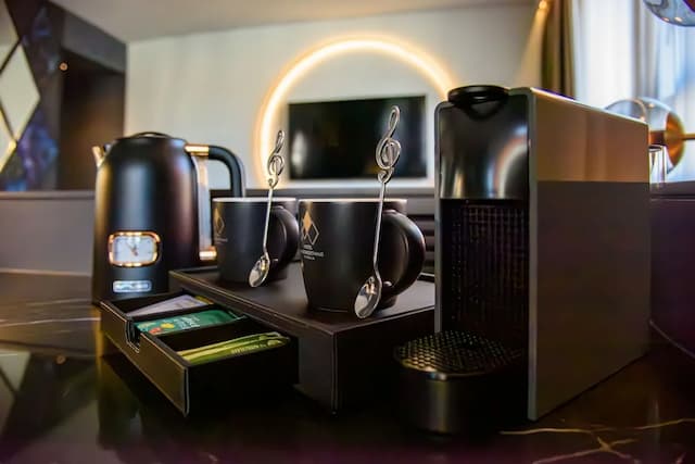 Hotel Am Konzerthaus - MGallery Collection-Suite, 1 King Bed (Maestro)-5