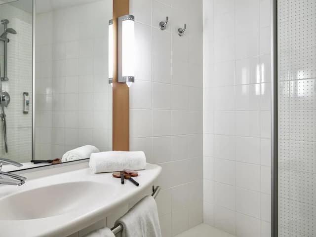 이비스 바르셀로나 센트로 사그라다 파밀리아-룸 (New Bedding)-4