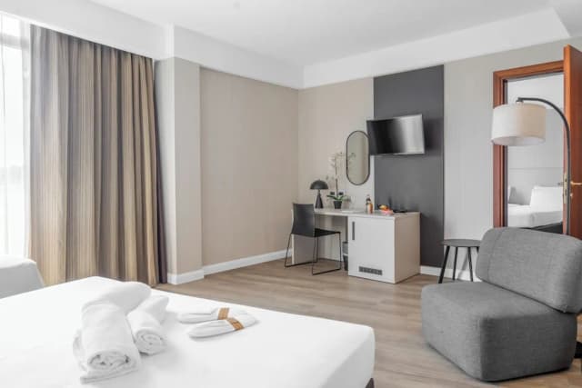 卡潘尼爾酒店-高級客房-7