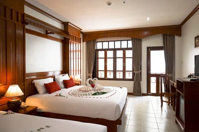 Tony Resort-华丽三人房-1