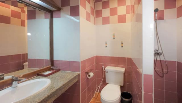 Tony Resort-Small Double Room-5