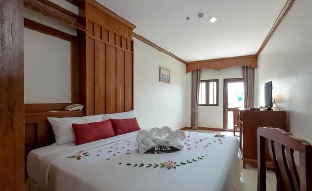 Tony Resort-Small Double Room-1