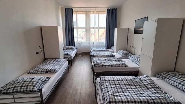 A Plus Hostel - Centrum-基础宿舍 (6-Bed Mixed, Bathroom/Kitchen shared)-2