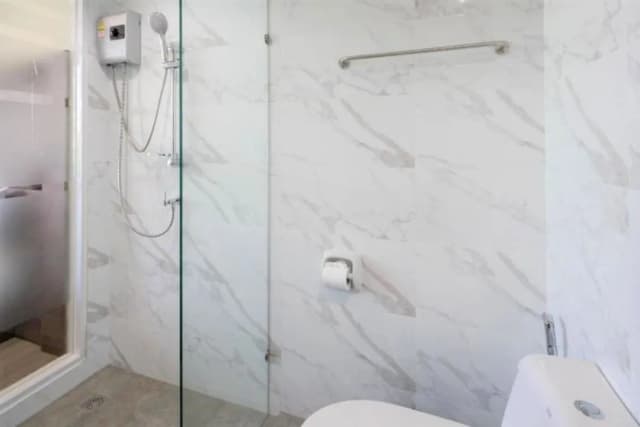 Peace Blue Naiharn Naturist Resort Phuket-Superior Room - King Bed-9