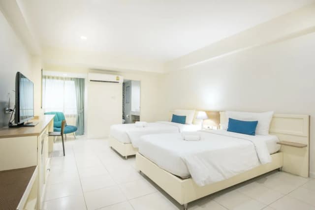 泰達法義公寓式飯店-高級雙人或雙床房-1