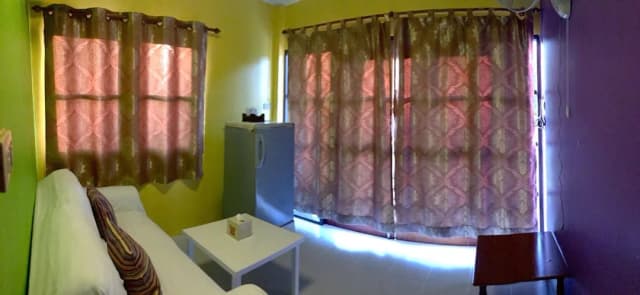 Phunyanuch Hotel-Standard Twin Room-5