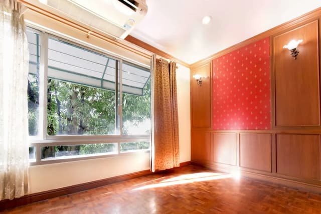 Royal Ivory Sukhumvit Nana-Family Room-4