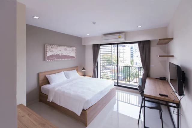 The Journey Hotel-Deluxe 1 Bedroom Suite-4