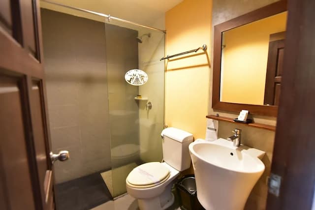 Wungnoy Hotel-Double Deluxe Room-27