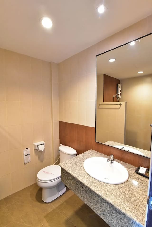 Wungnoy Hotel-Triple Room-13