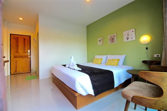 Green Apple Villa-Deluxe Room-7