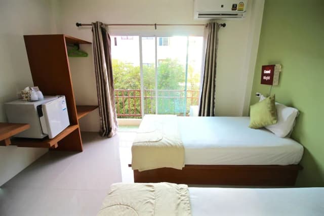 Green Apple Villa-Basic Twin Room, 2 Twin Beds-4