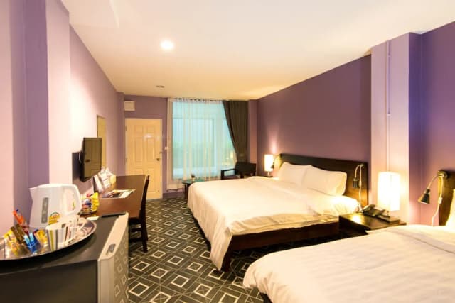 Lilac Relax Residence-Deluxe Triple Room Free Suvarnabhumi Airport Transfers-1