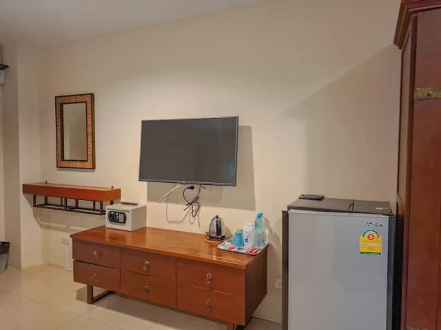 春武里芭堤雅世外桃源度假村-豪華雙人房-9