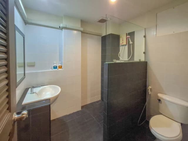 春武里芭堤雅世外桃源度假村-豪華雙床房-12