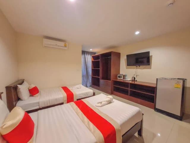 春武里芭堤雅世外桃源度假村-豪華雙床房-3