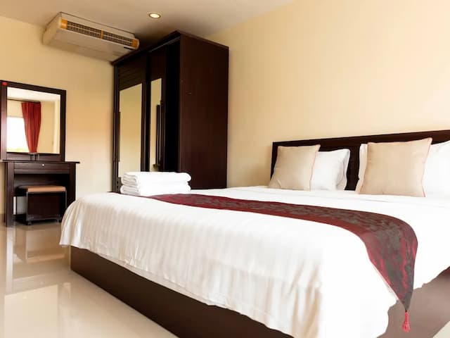 Kiatthada Resort-Superior Quadruple Room-2