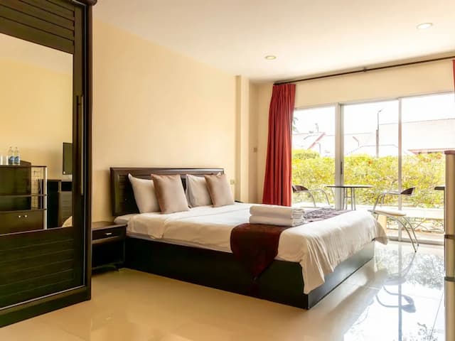 Kiatthada Resort-Superior Quadruple Room-4