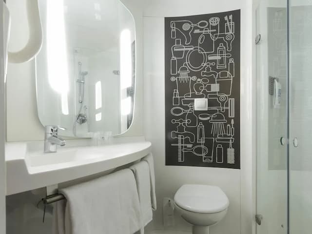 倫敦斯特拉特福宜必思酒店-客房, 1 張標準雙人床, 無障礙-4