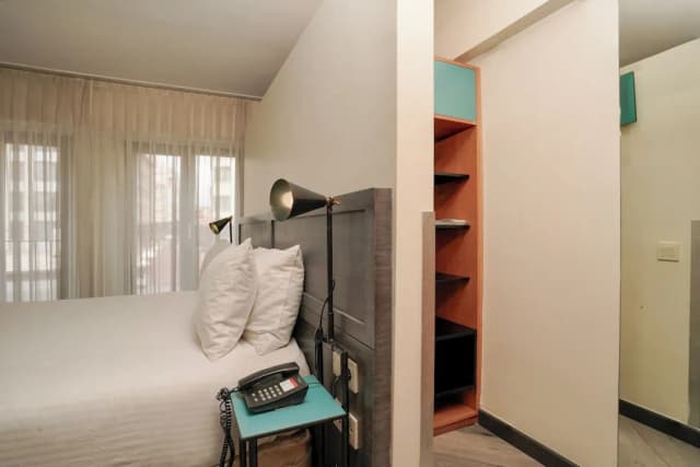 塔克西姆法洛斯酒店-豪華客房, 城市景-3