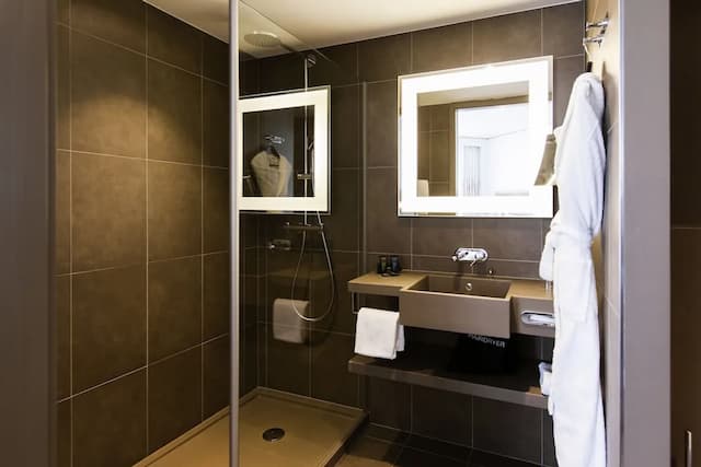 ノボテル イスタンブール ボスポラス-スーペリア ルーム クイーンベッド 1 台 バリアフリー-2