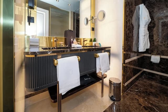 Wellington Hotel & Spa Madrid-Superior Room, Terrace-5