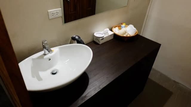 Nok Chan Mee Na-Deluxe Room-6