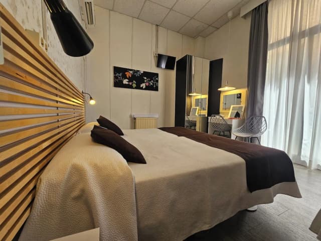 Hotel Palermo Barcelona-Habitación triple baño privado interior (3 ind.)-6