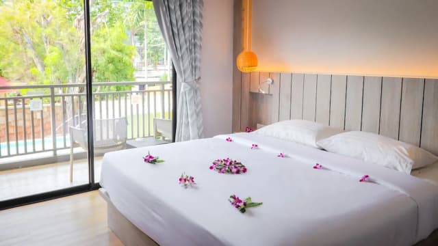 Baan Karon Resort-Comfort Double or Twin Room-3