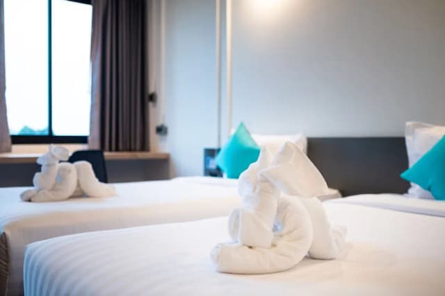 S.22 Hotel Suratthani-高级双床房-8
