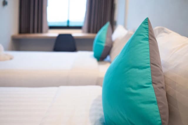 S.22 Hotel Suratthani-高级双床房-6
