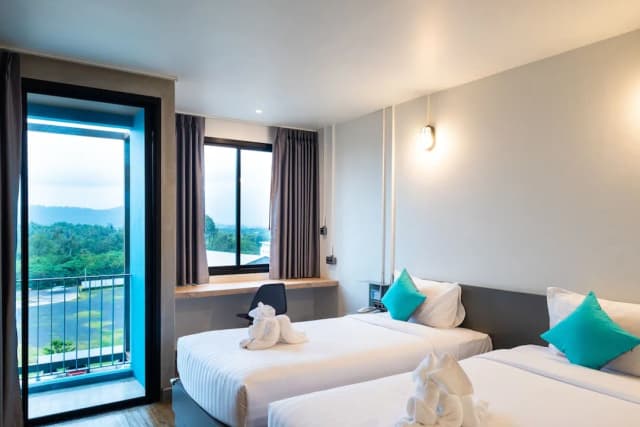 S.22 Hotel Suratthani-高级双床房-1