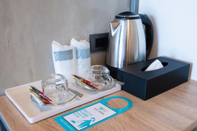 S.22 Hotel Suratthani-高级双床房-13