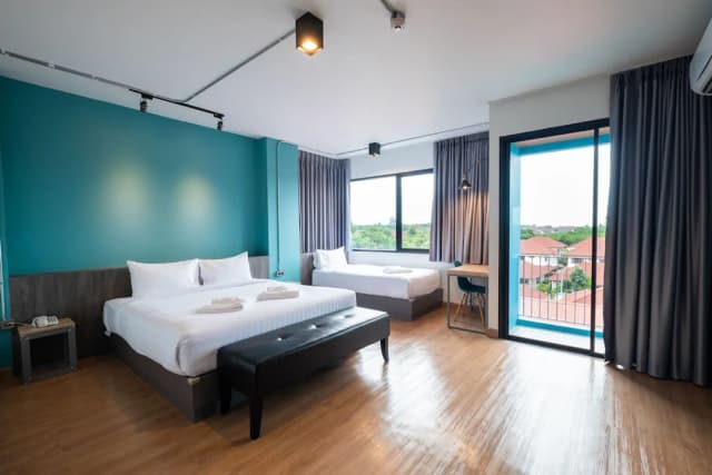 S.22 Hotel Suratthani-华丽三人房-8