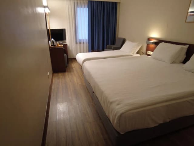 Feronya Hotel-Standard Triple Room-3
