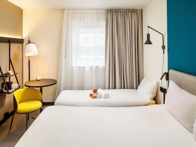 イビス ロンドン グリニッジ-ファミリー ルーム ダブルベッド 1 台ソファーベッド付き-8