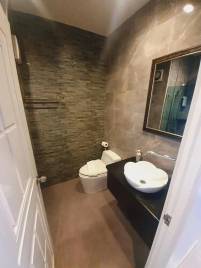 芭達雅 Tribe 飯店-豪華雙床房-14