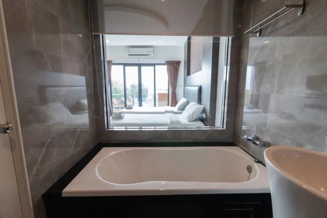 芭達雅 Tribe 飯店-豪華雙床房-16