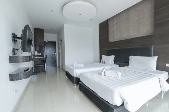 芭達雅 Tribe 飯店-高級雙床房-2