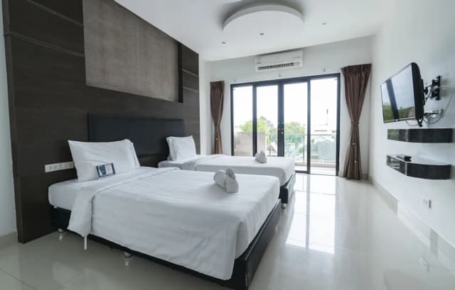 芭達雅 Tribe 飯店-高級雙床房-1