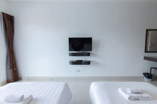 芭達雅 Tribe 飯店-高級雙床房-5