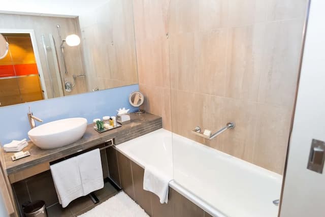 倫敦塔橋希爾頓飯店-家庭客房, 多張床-8