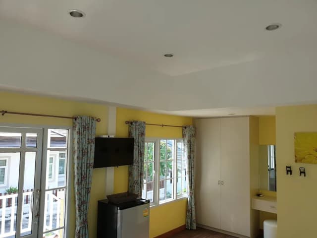 Bunny Hill Resort-Standard King Room with Balcony-25