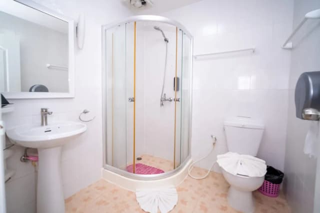 반 와루 시뷰-스튜디오-8